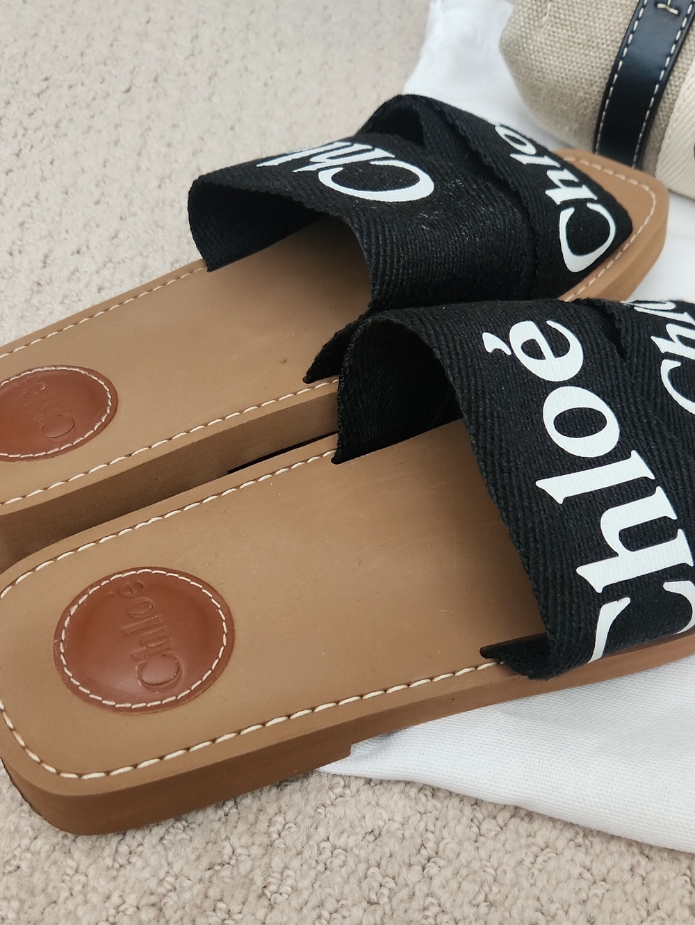 Chloé Black Logo Slide Sandals - Picture 3 of 5